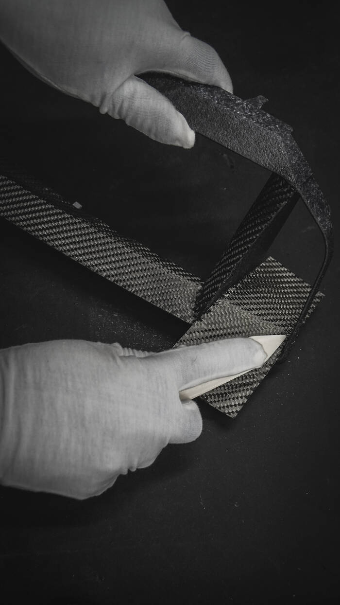 Gewebe legen – Kohlefaser formen
