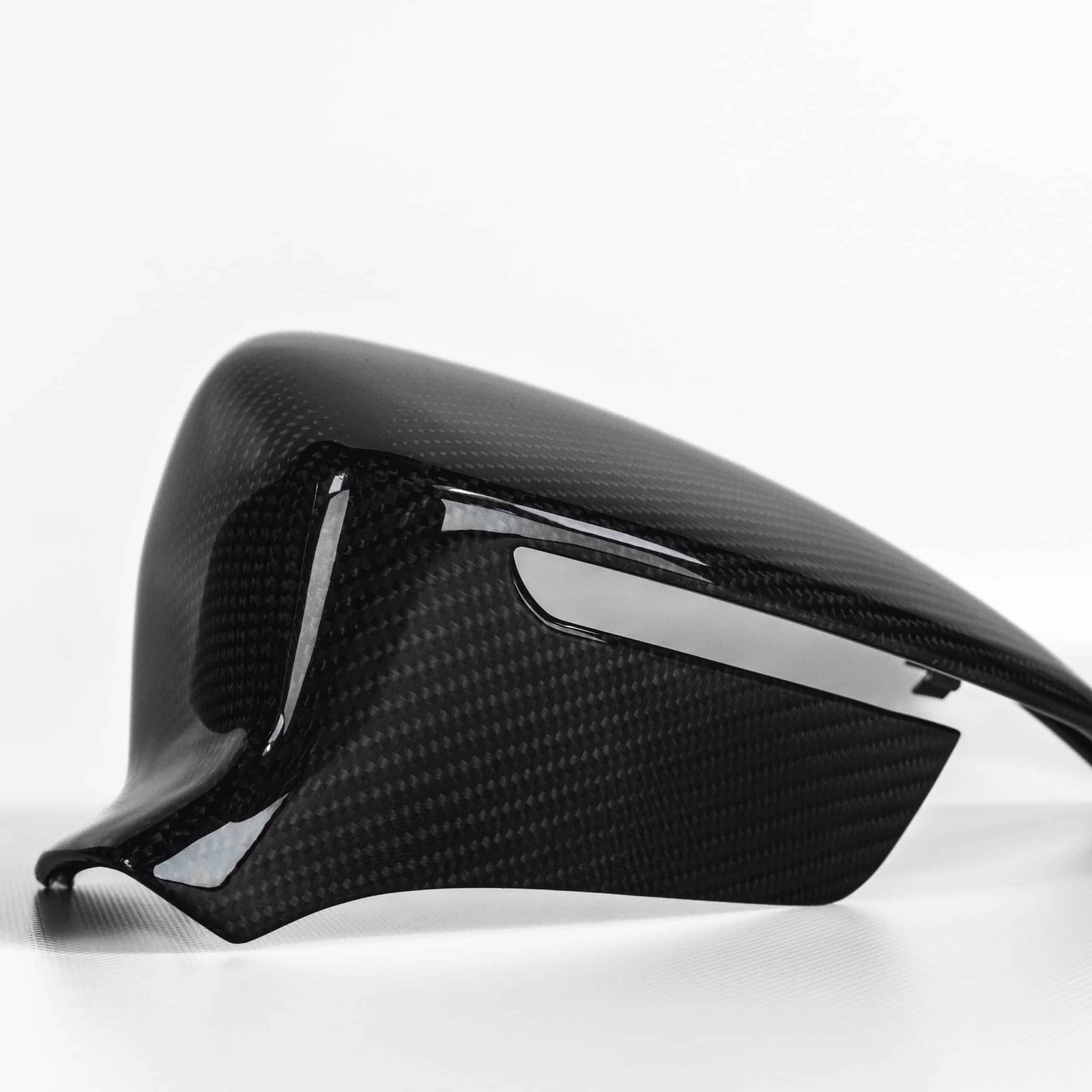 Raffinierte Carbon-Fasermotorhaube fĂĽr Autos, leicht und langlebig, hochwertige Fahrzeugveredlung.