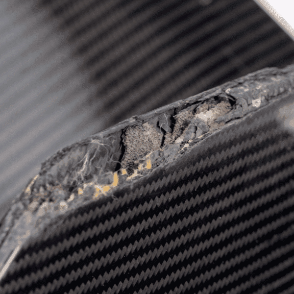 Gehärtetes Carbonfaser-Teppich für Fahrzeugmodifikationen.