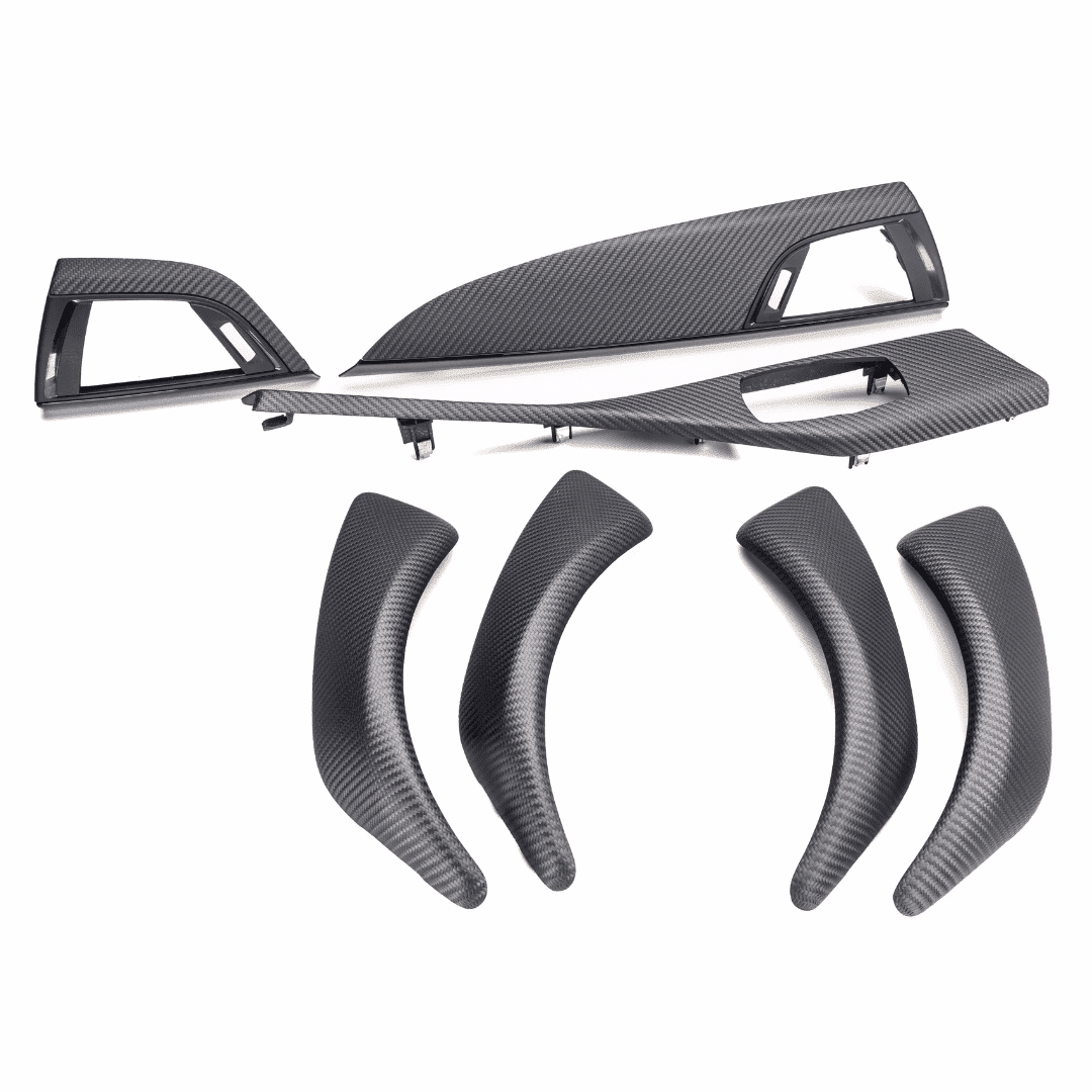 Leichtbau Carbon Motorhauben und Zierleisten für optimalen Kraftstoffverbrauch und sportliches Design.