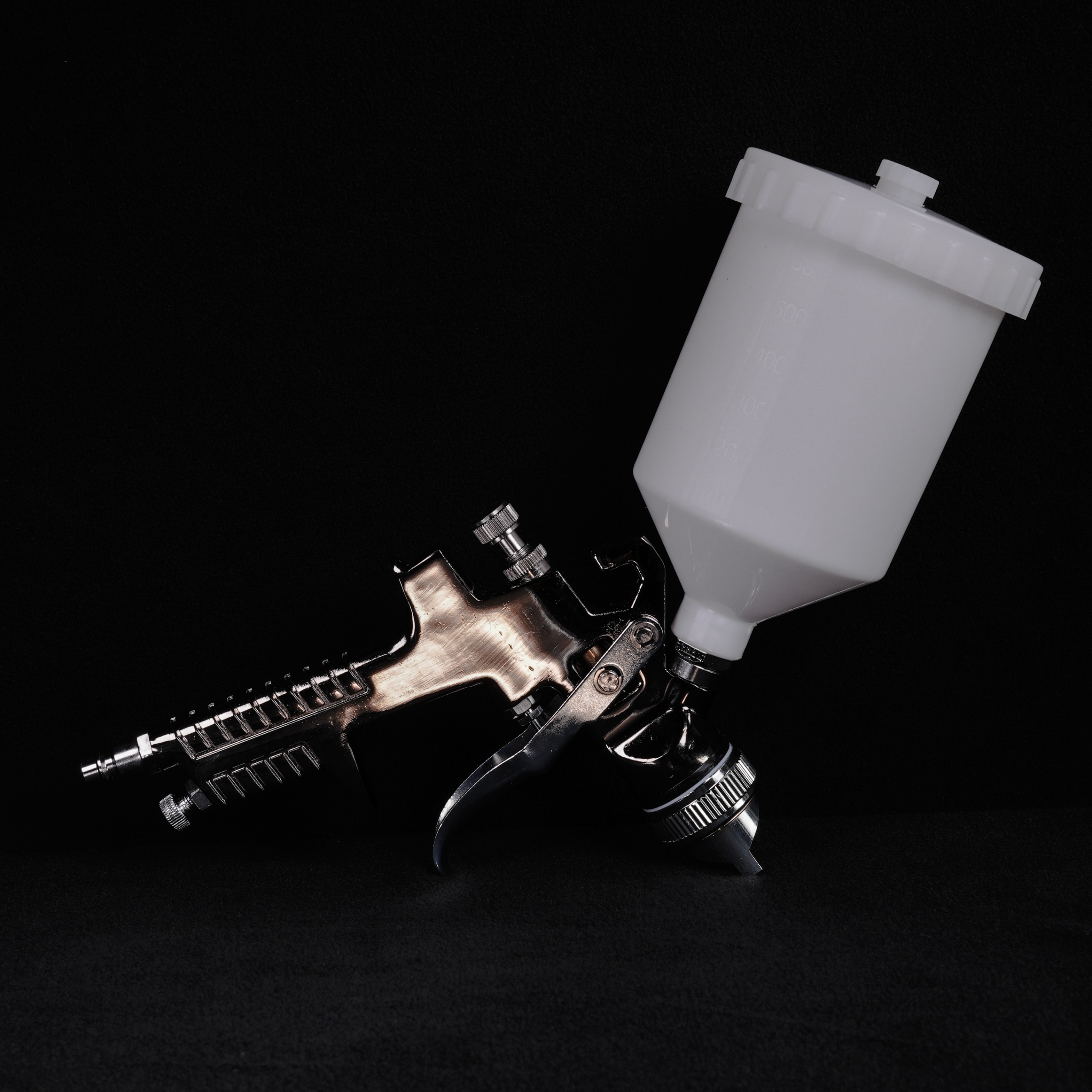HVLP professional spray gun - precise painting with high efficiency