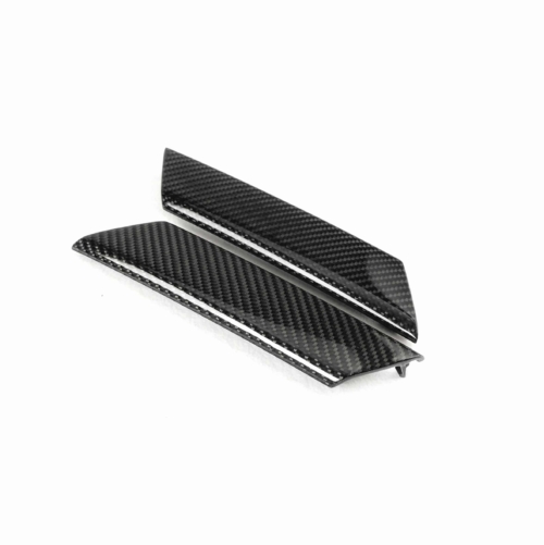 Leistungsstarker Carboneinlass für Automobilmodifikationen, leicht und langlebig, passend für sportliche Fahrzeuge.