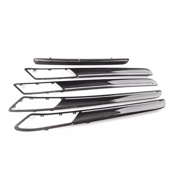 Leistungsstarke Carbon-Felgen für erstklassiges Auto-Design und perfekte Aerodynamik.