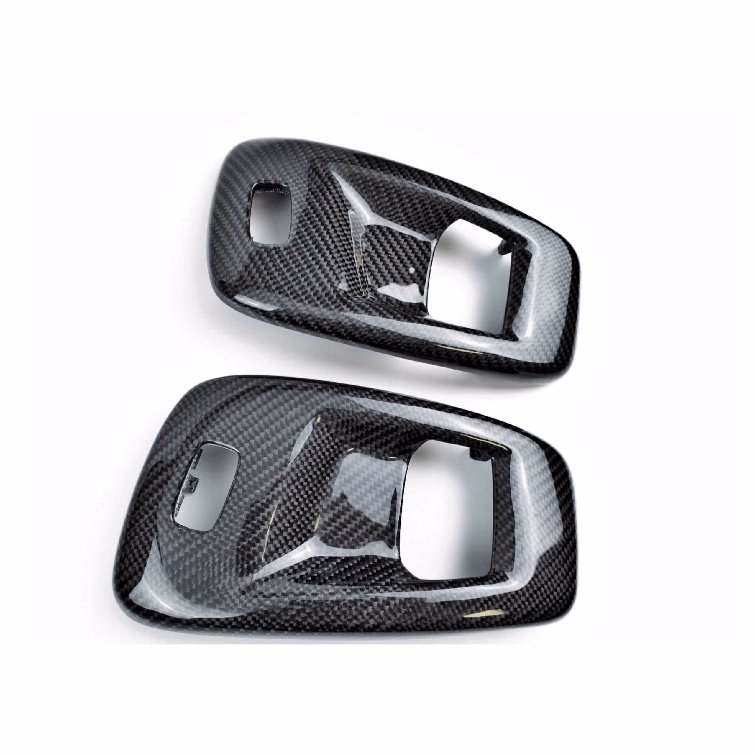 Leistungsstarke Carbon-Folien fĂĽr Autos, exklusiv bei Carbon Modifications.