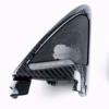Harman/Kardon Lautsprechergitter aus Kohlefaser für Autos.