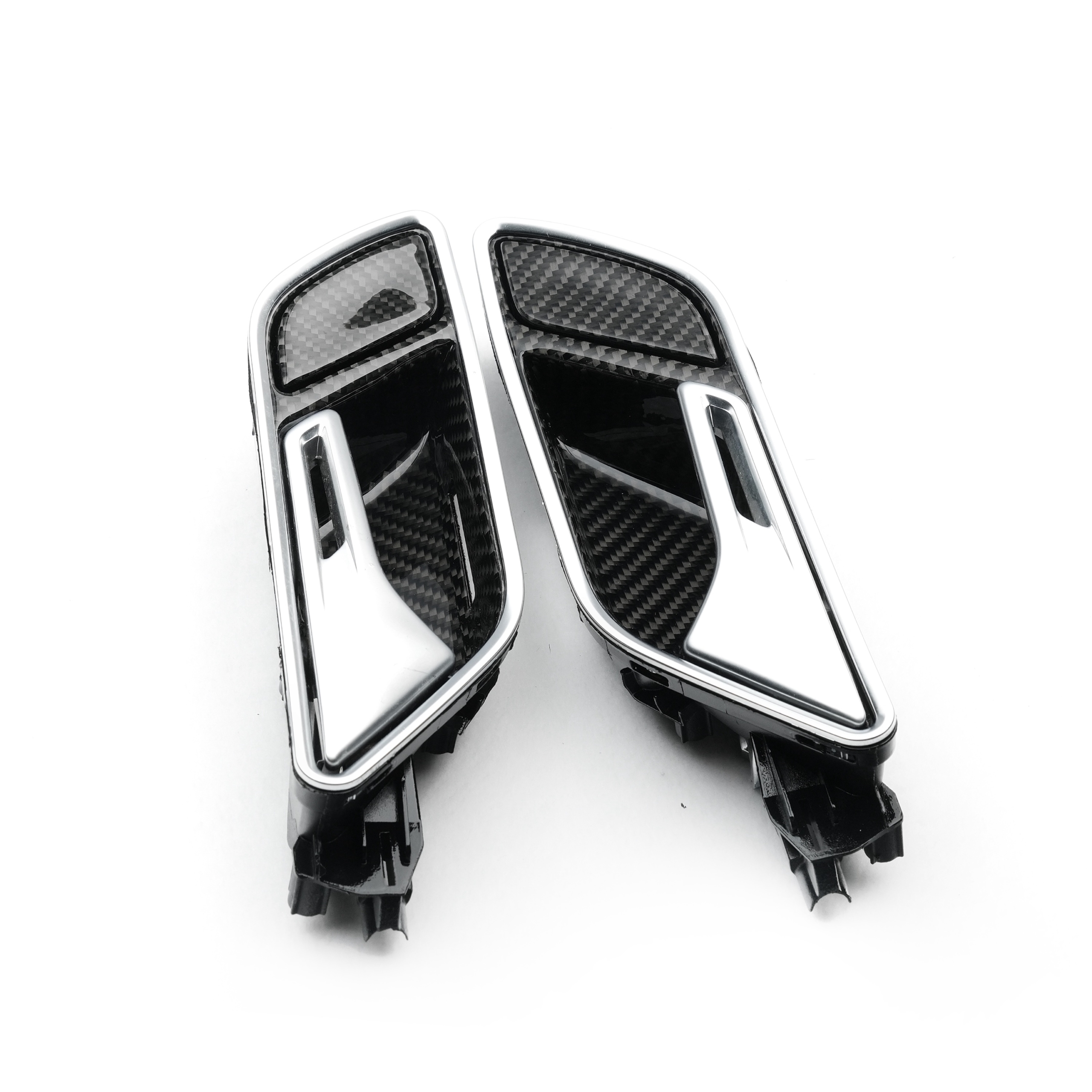 Audi TT Carbon Griffschalen – Hochwertige Türgriffe aus Carbon