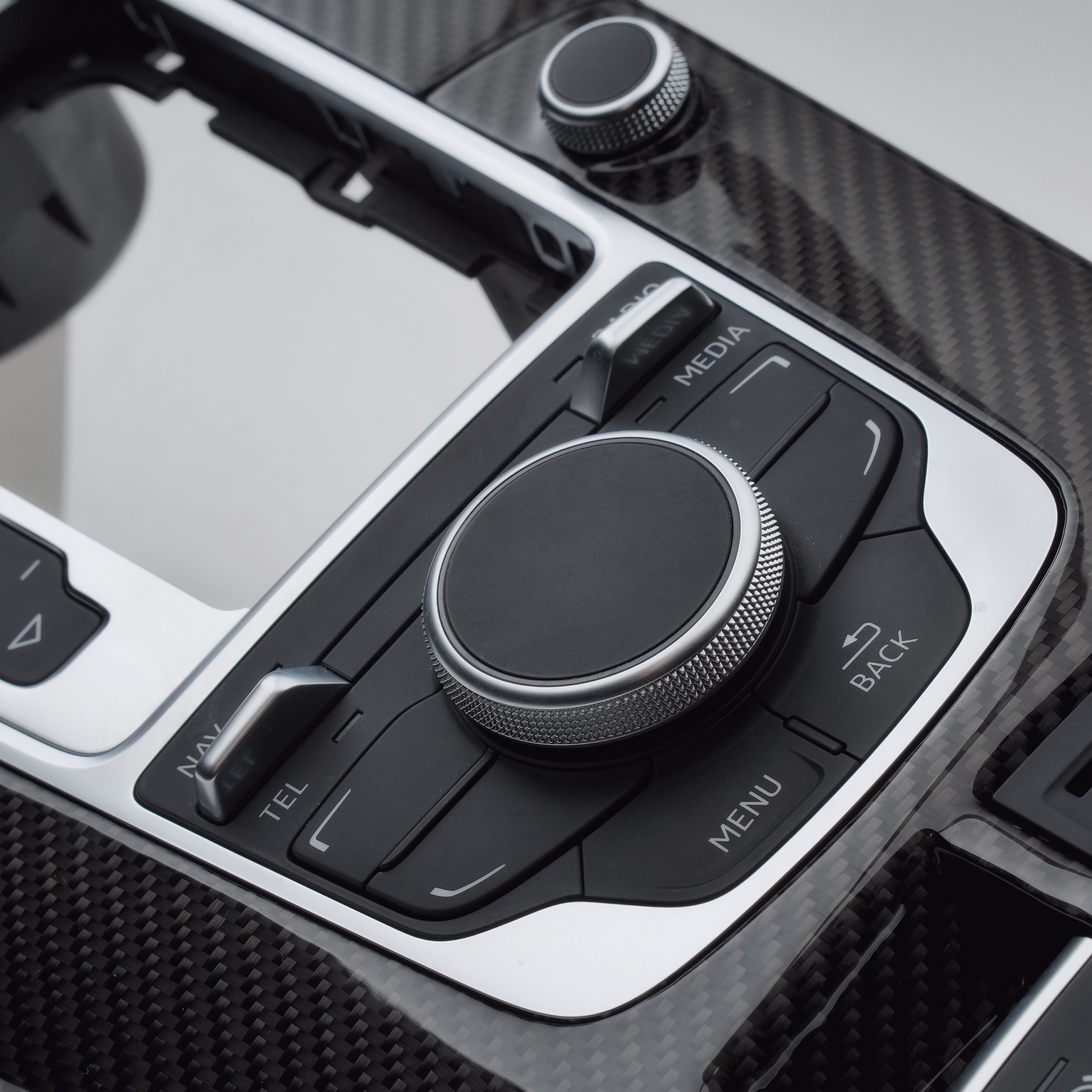 Audi S3/RS3 Carbon Mittelkonsole – Bild 3