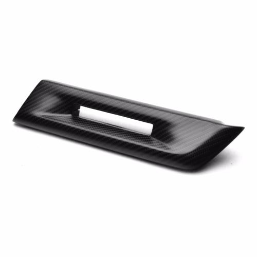 Leichtes Carbon-Optik-Design für Fahrzeugmodifikationen.