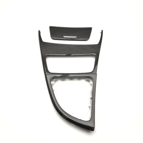 BMW E82 Carbon Mittelkonsole – Hochwertige Veredelung