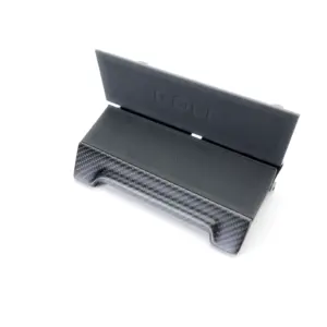 VW Golf 8 Carbon Deckel Ablagefach – Hochwertige Veredelung